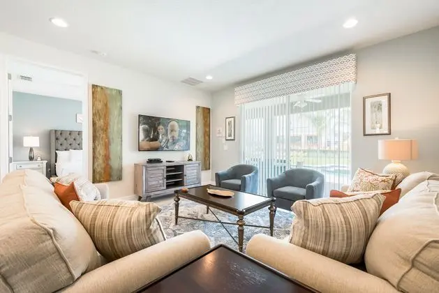Ev Six Bedrooms With Private Pool