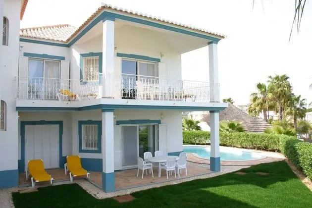 Apart Daire, 3 Yatak Odası, Kişiye Özel Havuzlu (1 double and 4 twin bed)