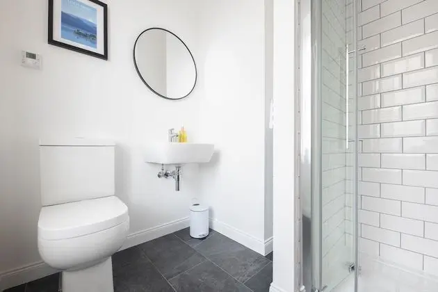 Luxury Kır Evi, Banyolu/Duşlu (End House Inverness)