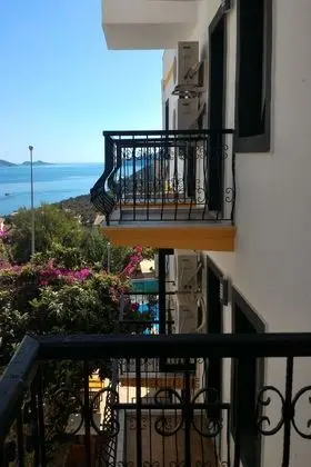 1 Çift ​​kişilik Yatak Side Sea View