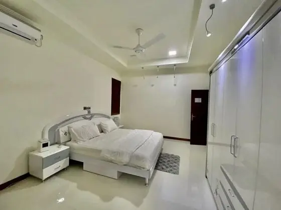 Luxury Süit, 1 En Büyük (King) Boy Yatak, Engellilere Uygun, Bahçe Manzaralı