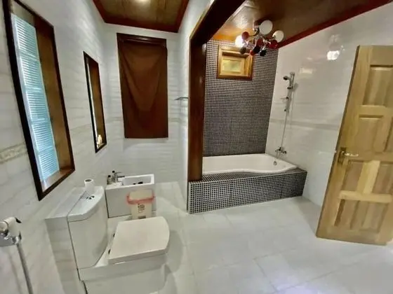 Luxury Süit, 1 En Büyük (King) Boy Yatak, Engellilere Uygun, Bahçe Manzaralı