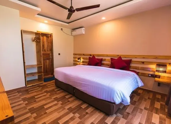 Luxury Tek Büyük Yataklı Oda, Deniz Manzaralı