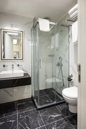 Deluxe Tek Büyük veya İki Ayrı Yataklı Oda, 1 Yatak Odası, Deniz Manzaralı, Denize Bakan
