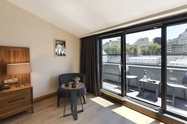 Deluxe Süit, Balkon