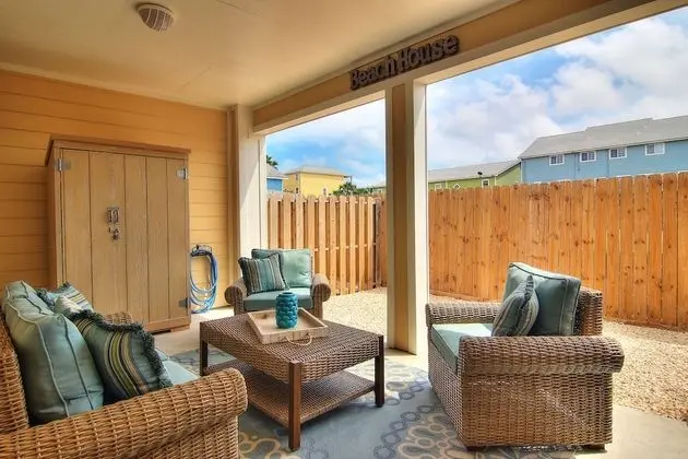 Daire, Birden Çok Yatak, Veranda (Endless Happy Hour)