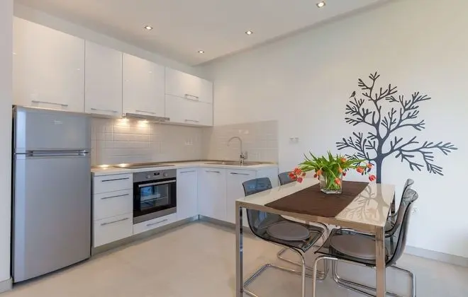 Family Apart Daire, 1 Yatak Odası, Havuz Manzaralı, Avlu