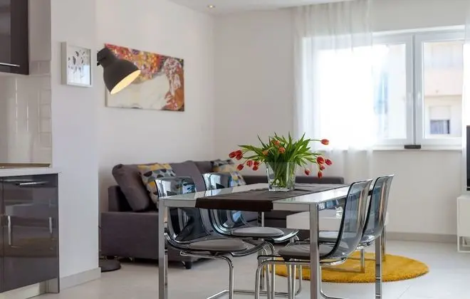 Family Apart Daire, 2 Yatak Odası, Teras, Havuz Manzaralı