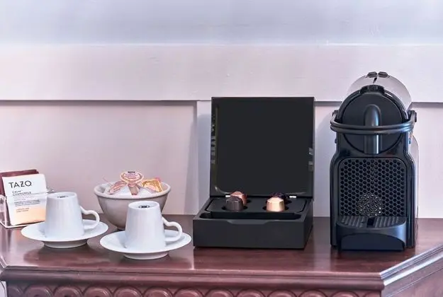 Luxury Tek Büyük Yataklı Oda