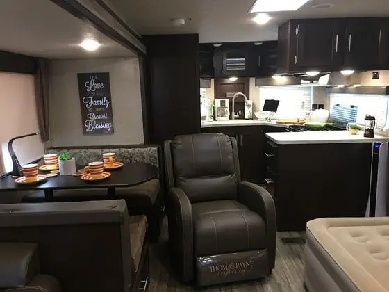 Honeymoon Karavan, 1 Yatak Odası