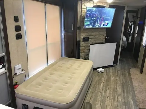 Honeymoon Karavan, 1 Yatak Odası