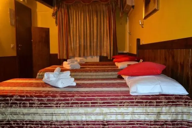 Standard Üç Kişilik Oda