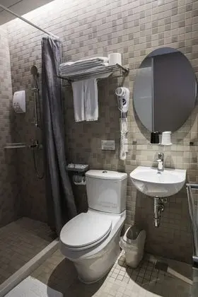 Standard Tek Büyük Yataklı Oda