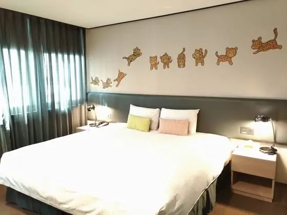 Deluxe Tek Büyük Yataklı Oda