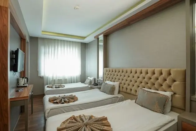 Standard Triple 3 Ayrı Yataklı Oda