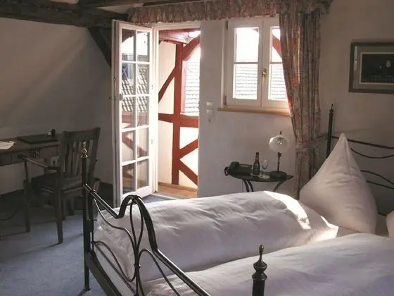 Tek Büyük Yataklı Oda