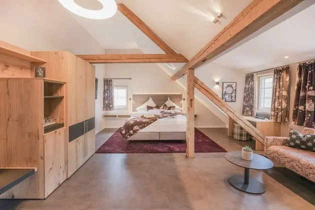 Comfort Tek Büyük Yataklı Oda