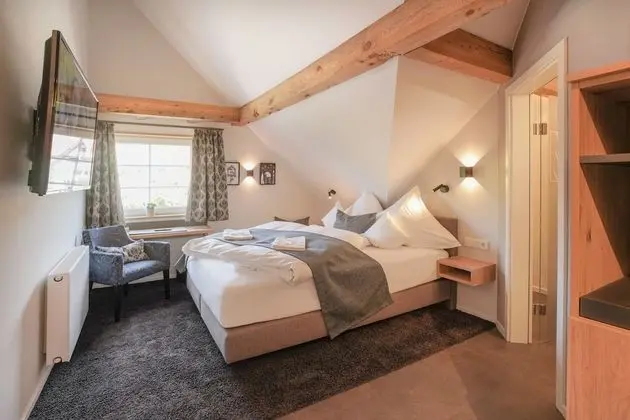 Comfort Tek Büyük Yataklı Oda