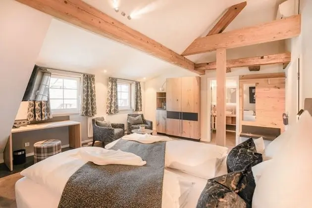 Comfort Tek Büyük Yataklı Oda