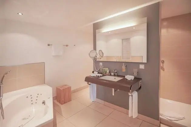 Deluxe Tek Büyük Yataklı Oda, Balkon