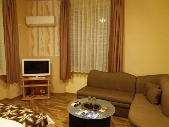 Classic Tek Büyük veya İki Ayrı Yataklı Oda