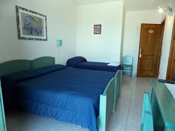 Tek Büyük veya İki Ayrı Yataklı Oda