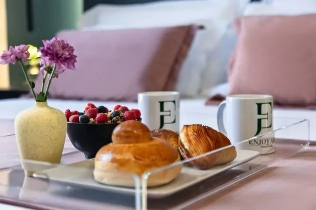 Superior Oda, Sigara İçilmez, Şehir Manzaralı