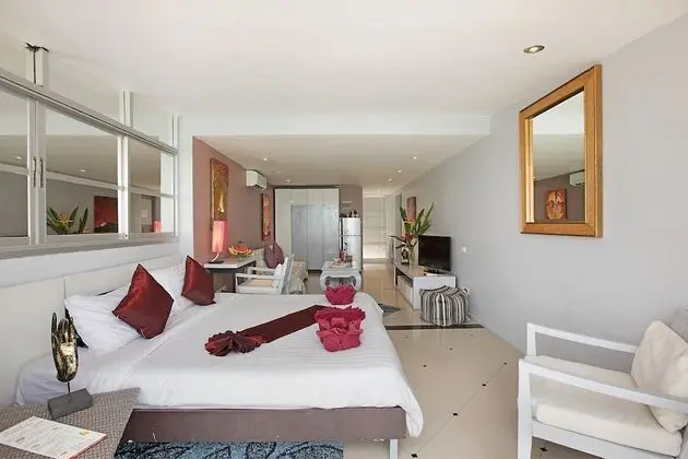 Deluxe Tek Büyük Yataklı Oda, Deniz Manzaralı