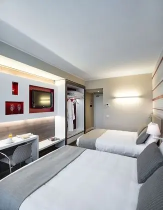 Comfort Üç Kişilik Oda, Şehir Manzaralı