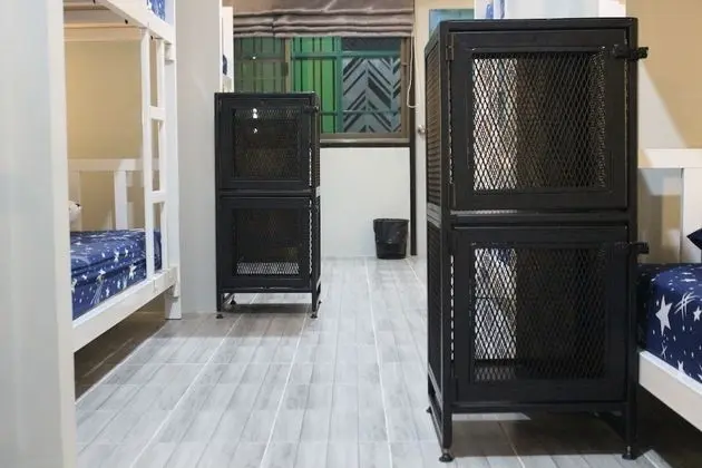 Ortak Ranzalı Oda, Karma Ranzalı Oda