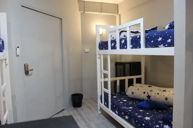 Ortak Ranzalı Oda, Karma Ranzalı Oda