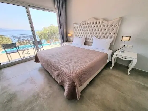 Stüdyo, Deniz Manzaralı