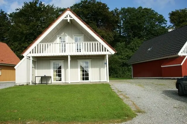 Ev, 4 Yatak Odası, Jakuzi (Linen Excluded)