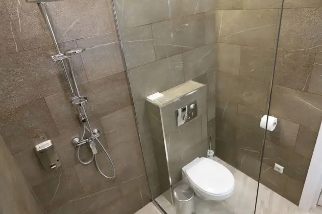 Deluxe Tek Büyük veya İki Ayrı Yataklı Oda
