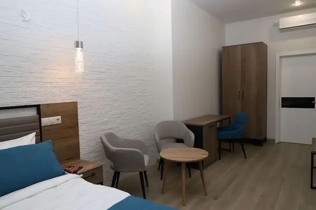 Tek Büyük Yataklı Oda