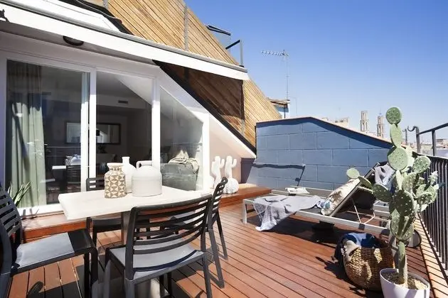 Çatı Katı Süiti (Penthouse), Teras