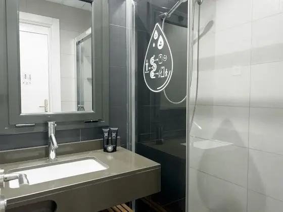 Superior Apart Daire, 2 Yatak Odası, Havuz Kullanımı, Şehir Manzaralı