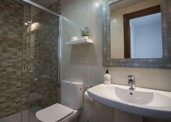 Deluxe Çatı Katı Süiti (Penthouse), Birden Çok Yatak, Engellilere Uygun, Dağ Manzaralı