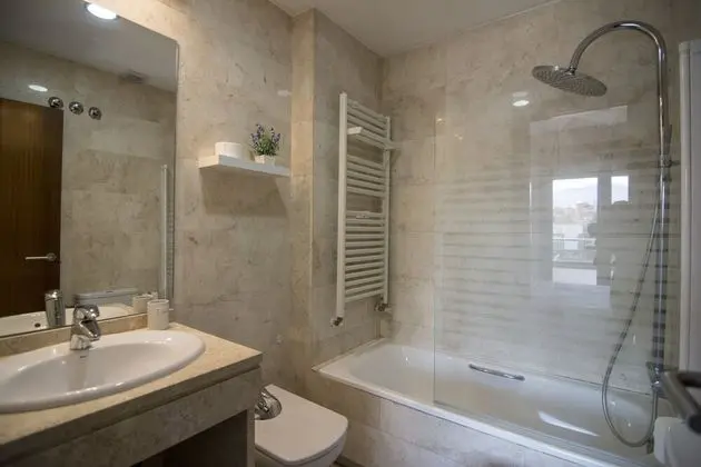 Deluxe Çatı Katı Süiti (Penthouse), Birden Çok Yatak, Engellilere Uygun, Dağ Manzaralı