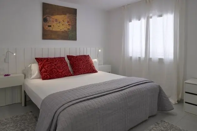 Apart Daire, 1 Yatak Odası, Teras, Denize Sıfır