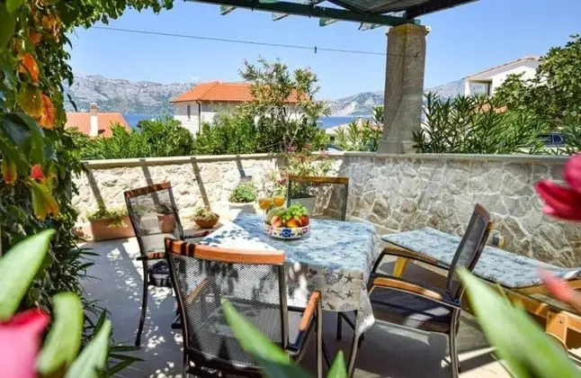 Apart Daire (Ennio - 100m from the beach - A1 Nara)