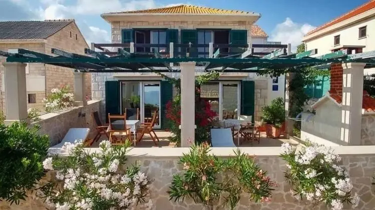 Apart Daire (Ennio - 100m from the beach - A1 Nara)