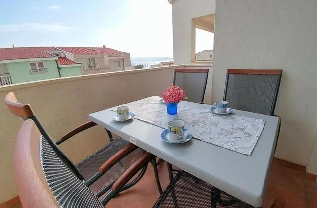 Apart Daire (Ennio - free parking - A1(6+2))