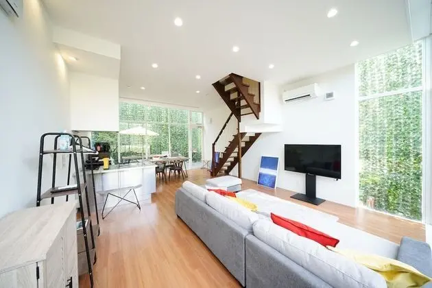 Family Ev, Sigara İçilmez