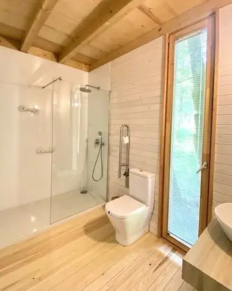 Kulübe, Engellilere Uygun, Sıcak Su Küveti