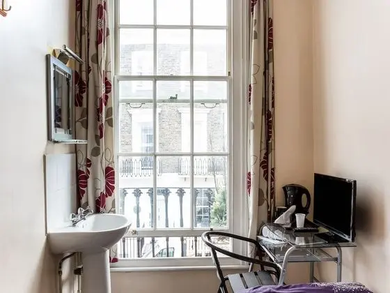 Basic Single Room, (Shared bathroom)
