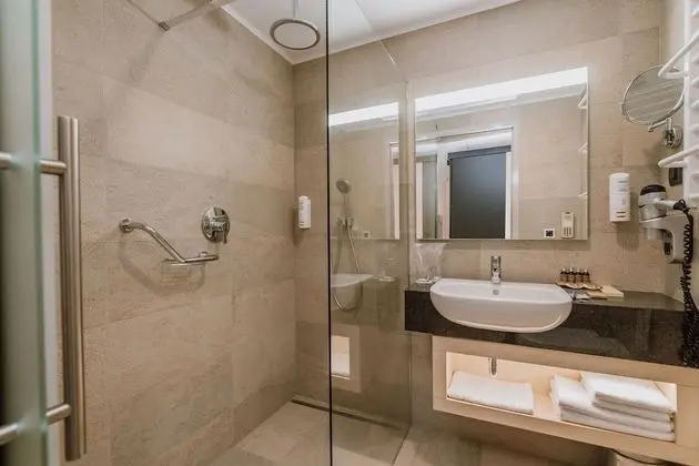 Deluxe İki Ayrı Yataklı Oda