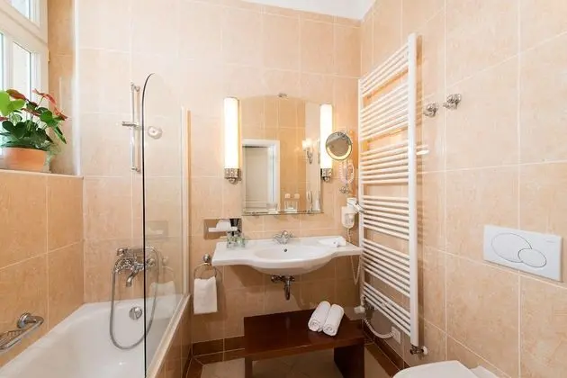 Deluxe Tek Büyük Yataklı Oda, 1 Çift Kişilik Yatak