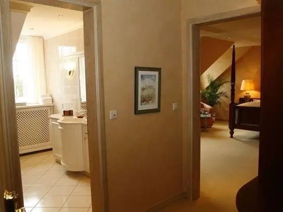 Süit, Özel Banyo (Suite mit Badewanne)