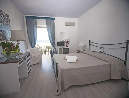 Standard Tek Büyük veya İki Ayrı Yataklı Oda